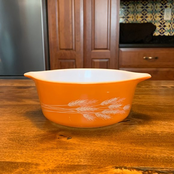 Vintage 1980s Pyrex Autumn Harvest 472-B, 750 ml (3 cup) Handled Dish - Picture 3 of 11